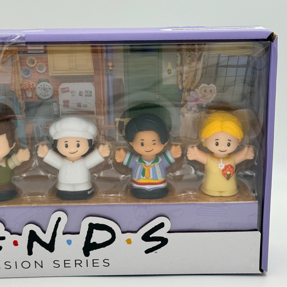 Fisher-Price Little People Collector Friends The Television Series Set HPH05 NEW - Picture 3 of 6